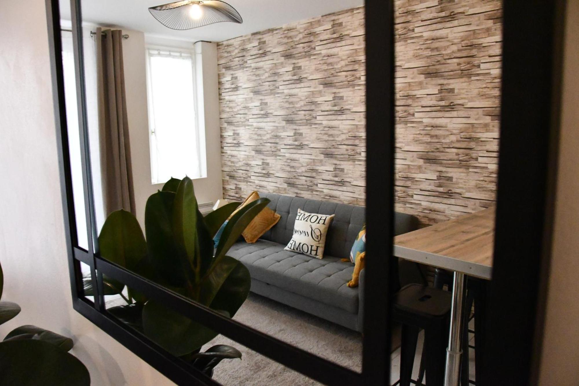 Appartement 32 M2 Intra Muros - Wifi - Netflix - Bureau Avignon Luaran gambar